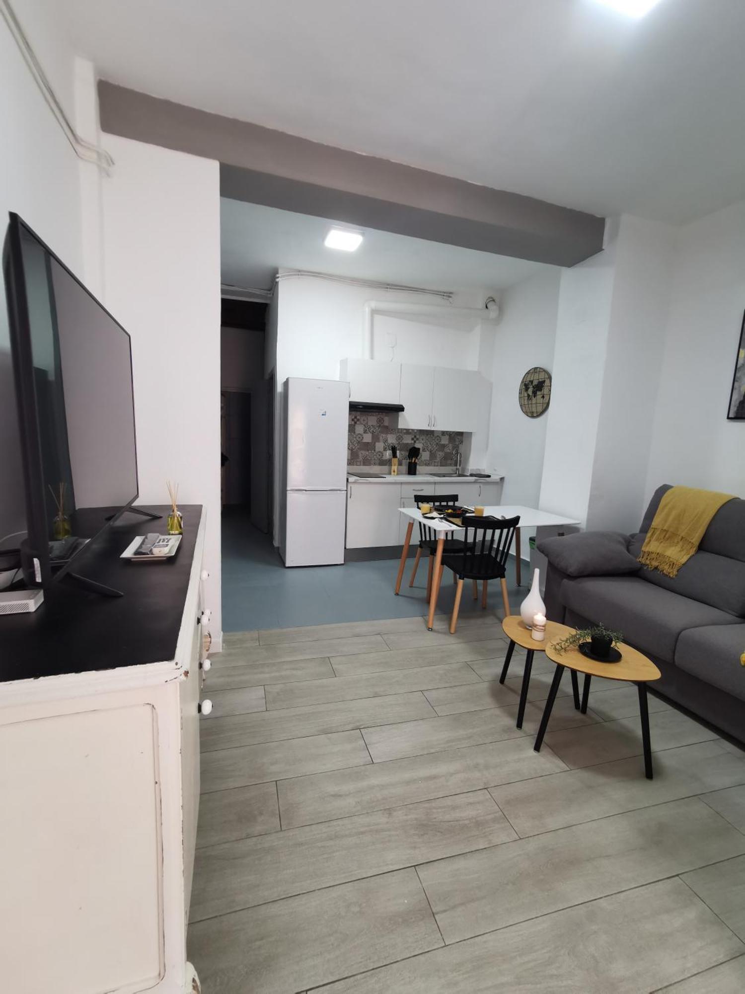 Apartamento Centrico Cerca De La Playa อาลิกันเต ภายนอก รูปภาพ