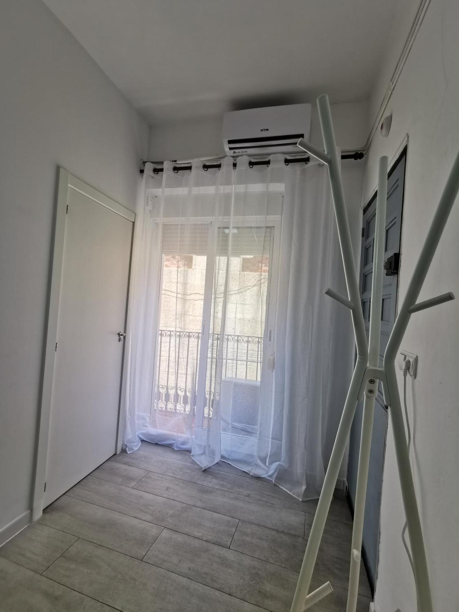 Apartamento Centrico Cerca De La Playa อาลิกันเต ภายนอก รูปภาพ